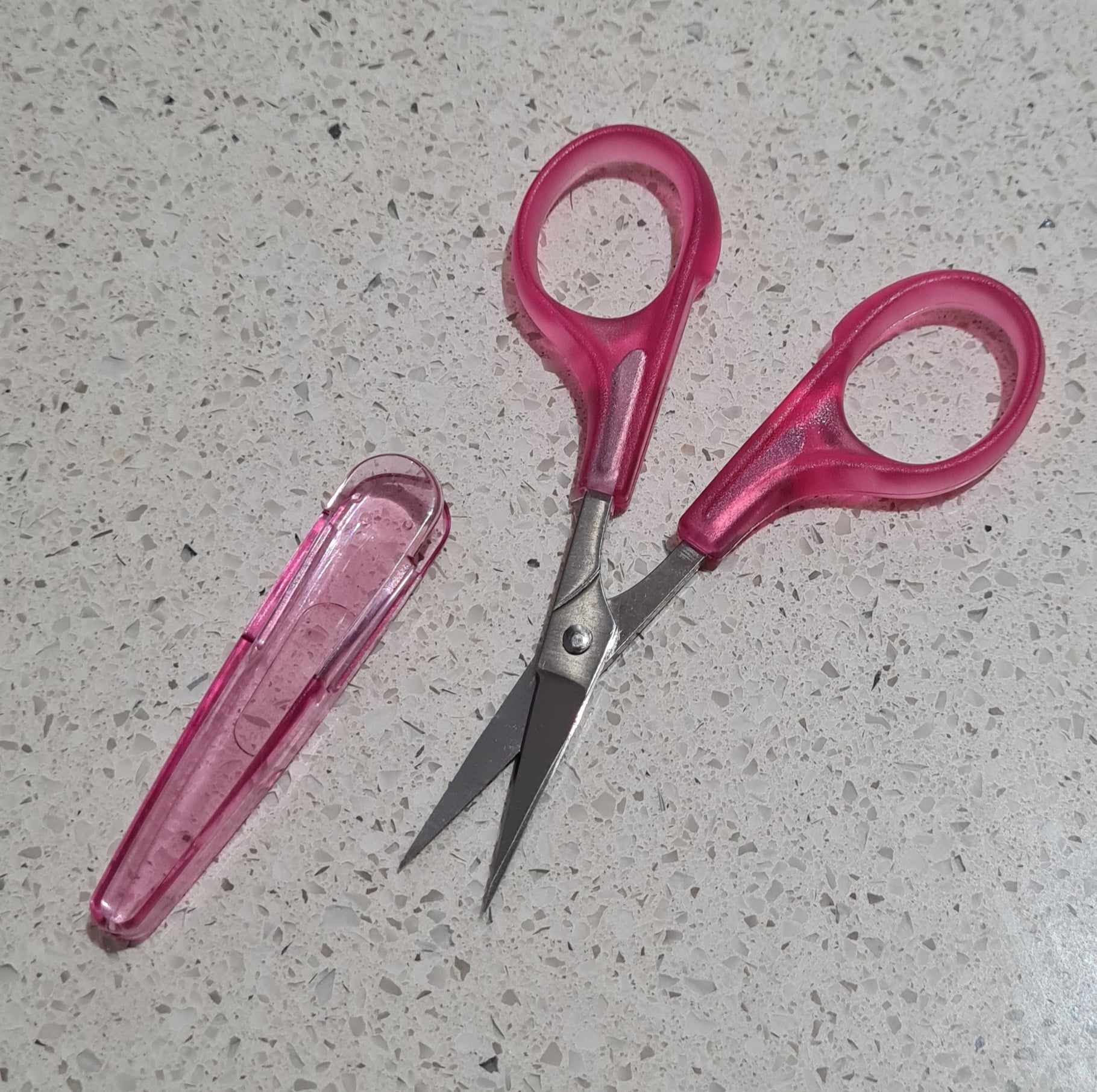 Sharp Tipped Scissors - Pink