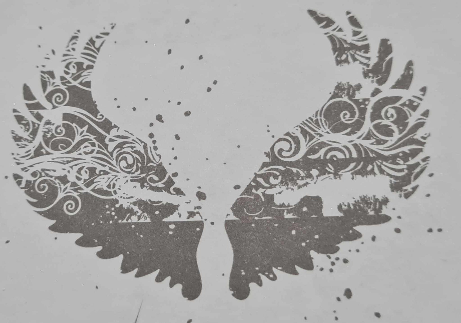 Kaszazz Rubber Stamp - Distress Wings